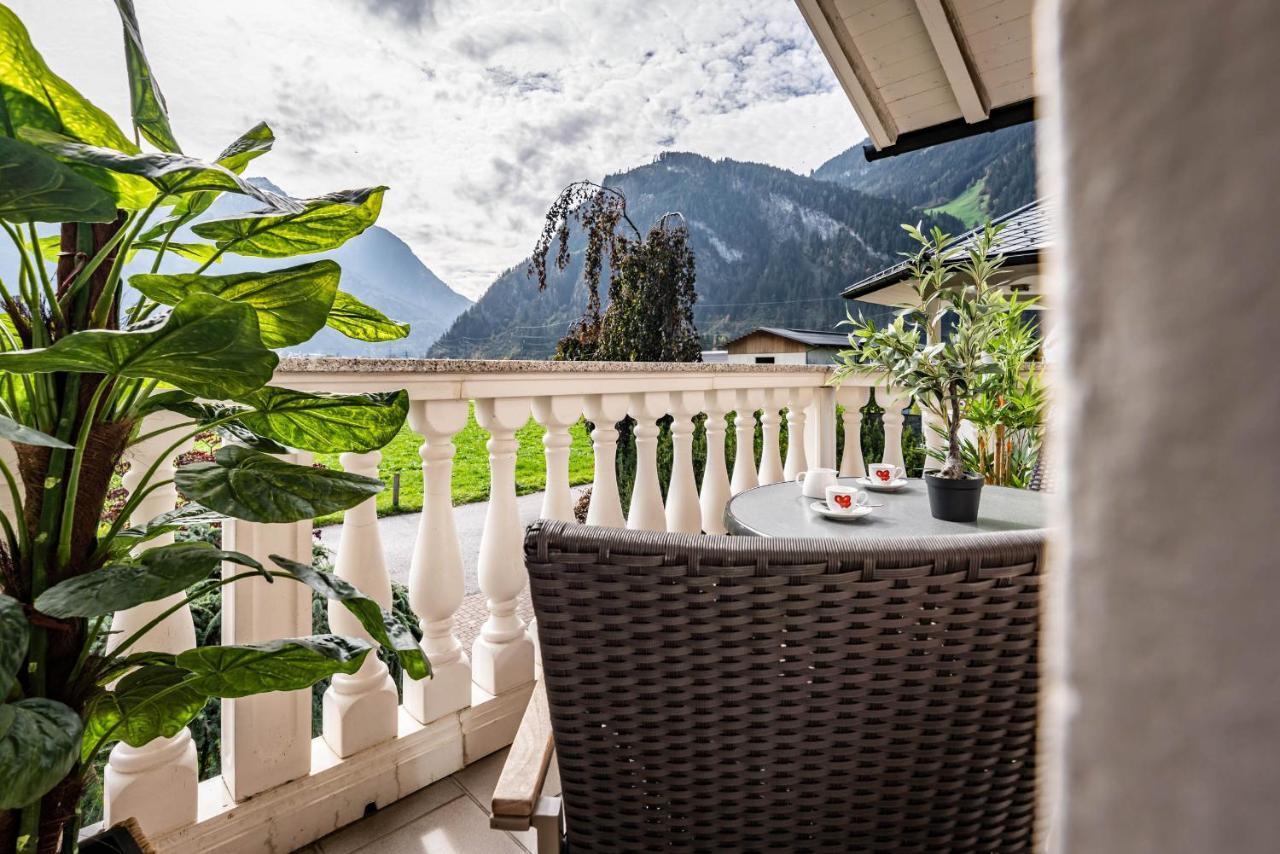 Gaestehaus Wiesengrund & Apart Sporer Майрхофен Экстерьер фото
